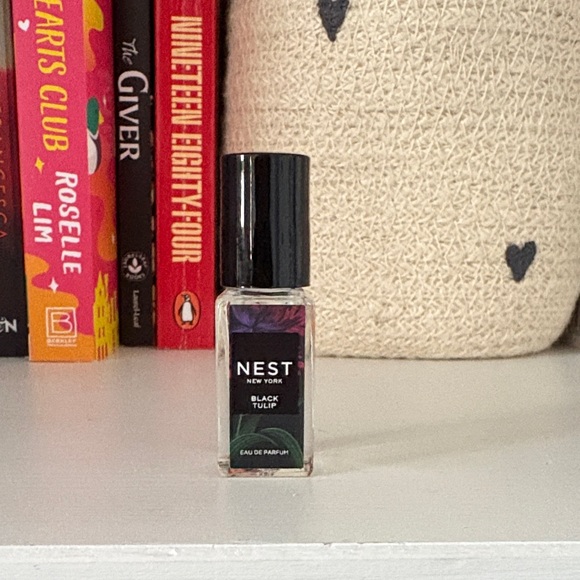 NEST Fragrances Other - 3/$30 nest black tulip size 3 m L